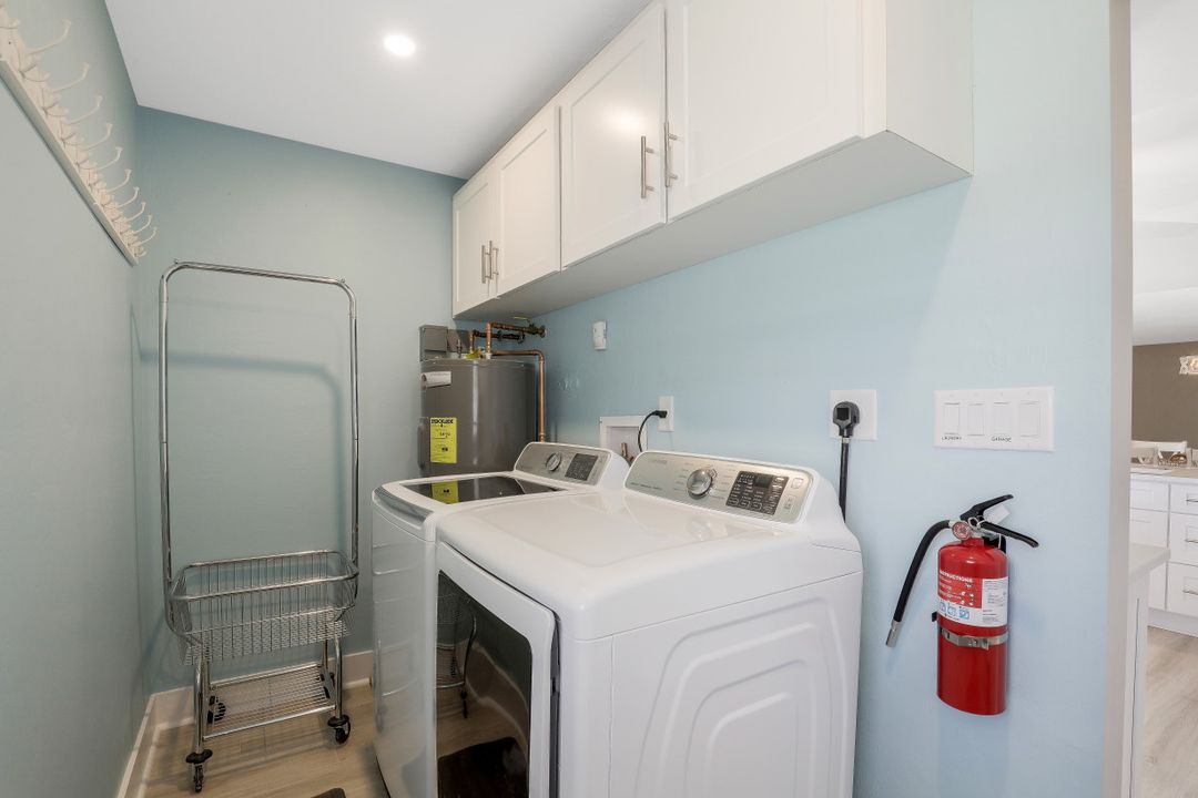 1585 Jamaica Ct, Marco Island, FL 34145