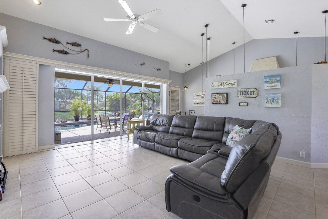 27031 Homewood Dr, Bonita Springs, FL 34135