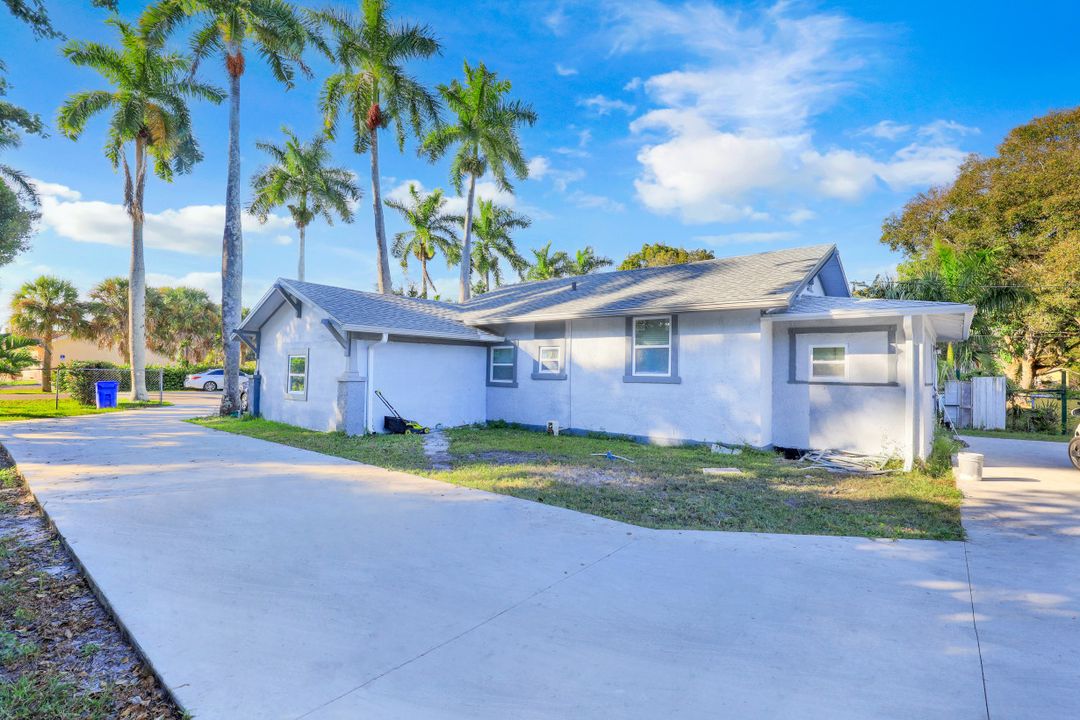 1121 Rose Ave, Fort Myers, FL 33916