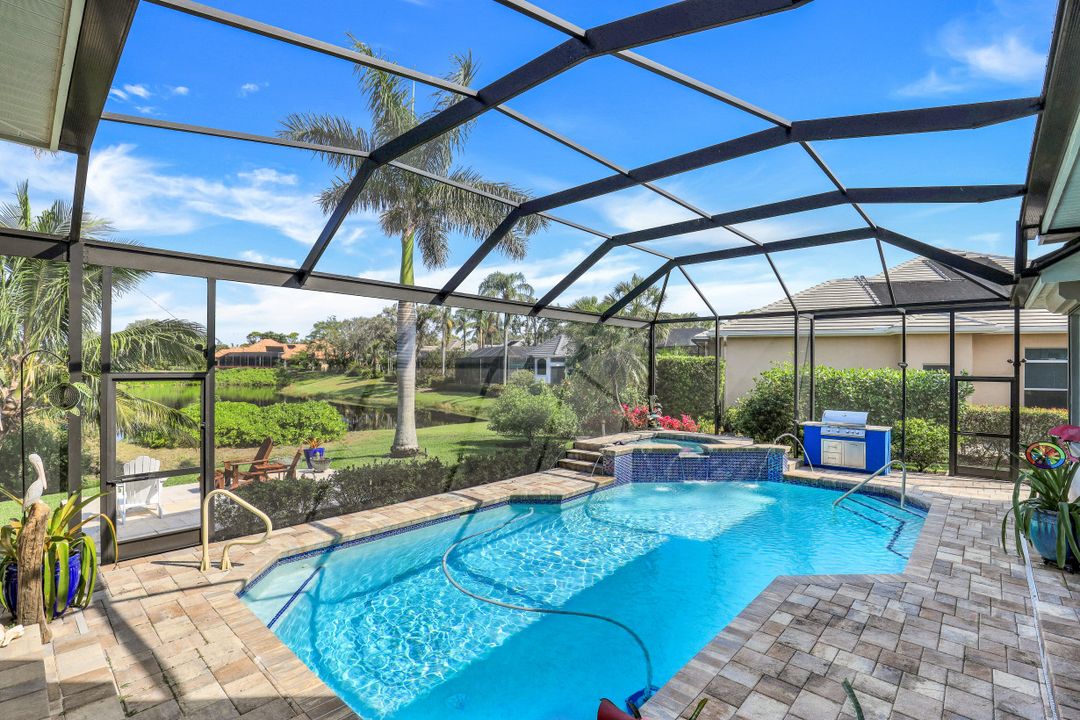 3770 Pelicans Nest Dr, Bonita Springs, FL 34134