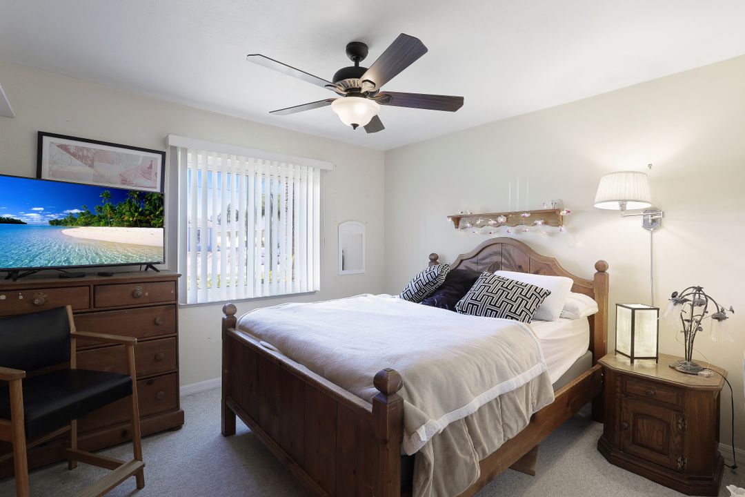 2207 SW 38th Terrace, Cape Coral, FL 33914