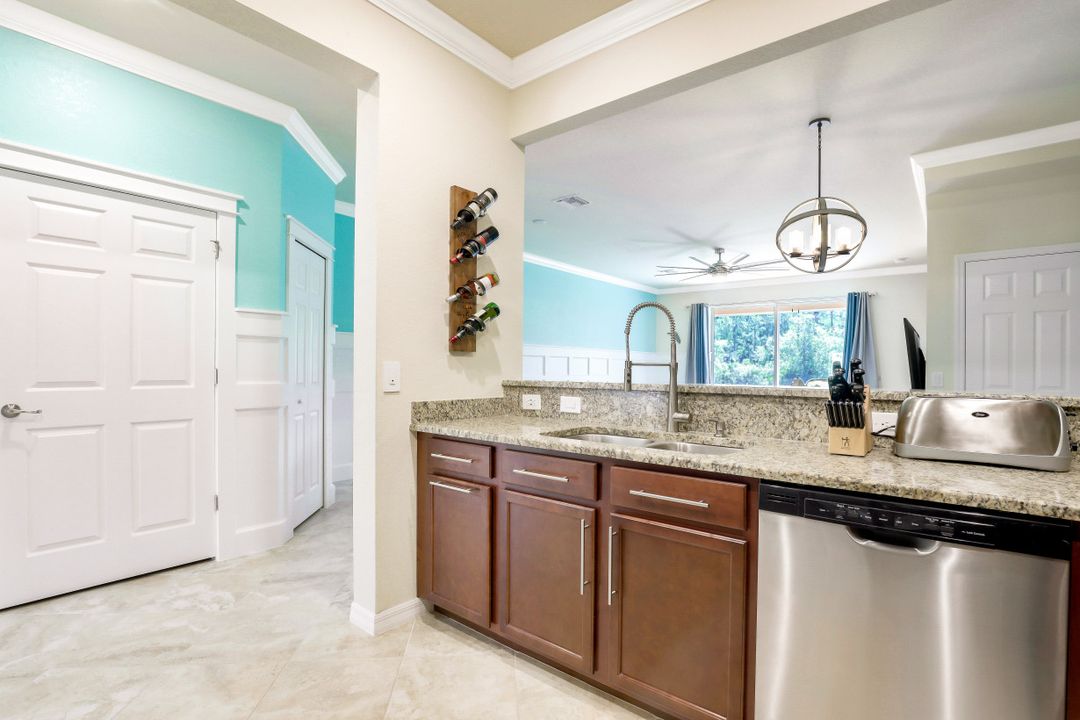 10164 Via Colomba Circle, Fort Myers, FL 33966