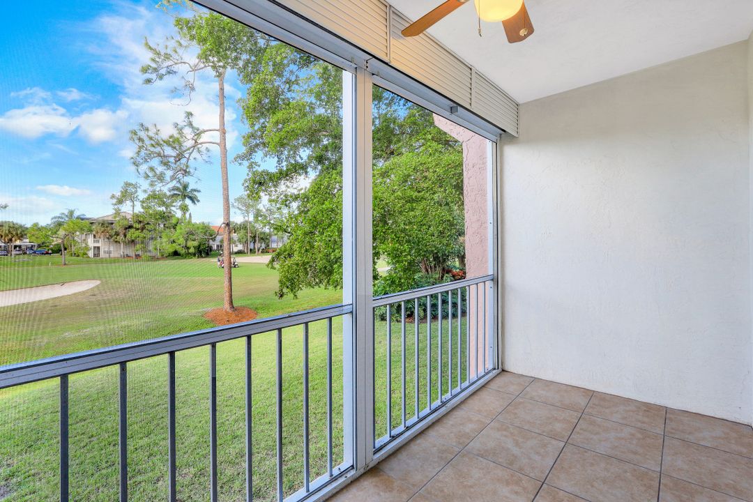 160 Turtle Lake Ct #204, Naples, FL 34105