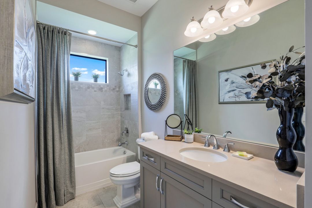 9011 Arrezo Ct, Naples, FL 34119