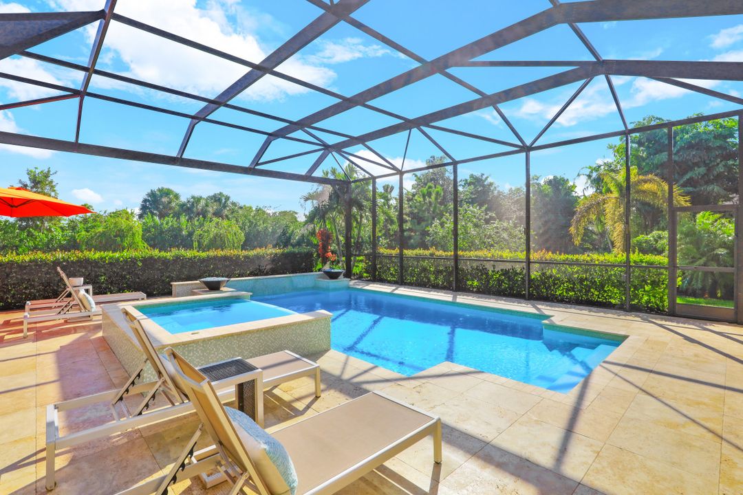 3244 Tavolara Ln, Naples, FL 34114