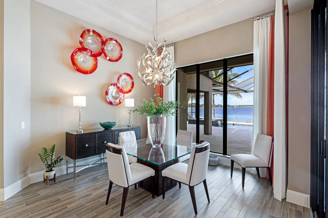 9067 Breakwater Dr, Naples, FL 34120