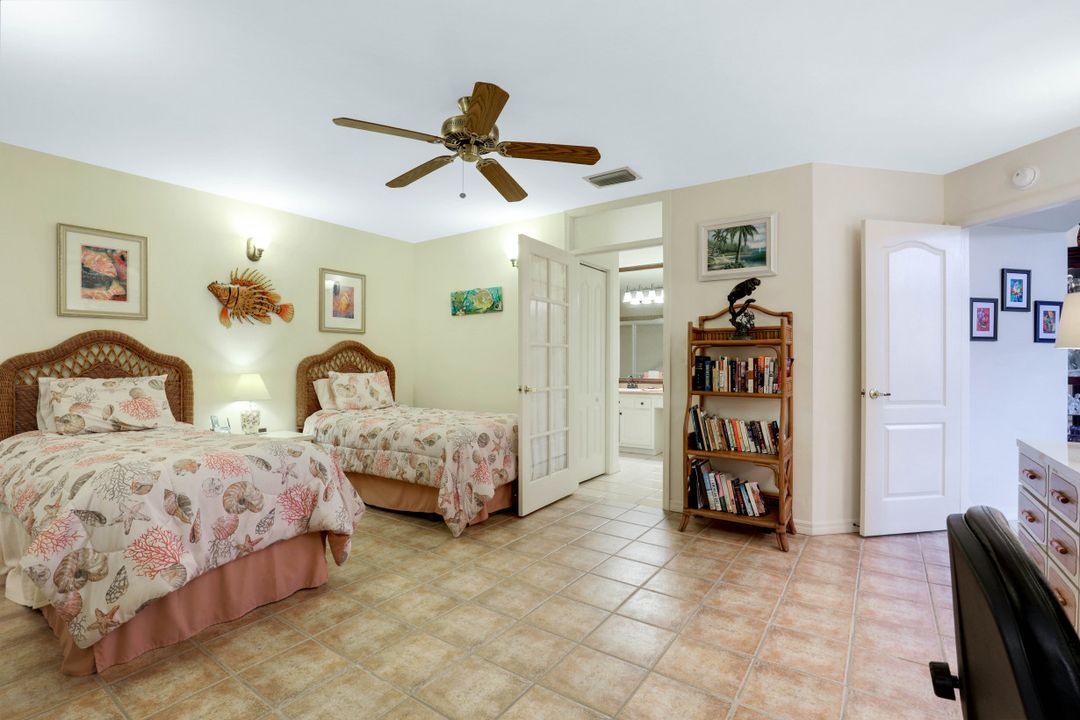 15185 Majorca Bay Dr #1, Naples, FL 34110