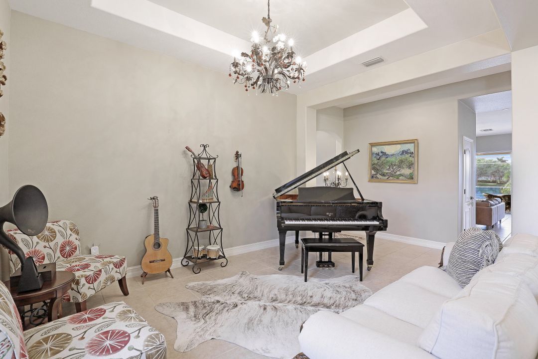 2608 Windwood Pl, Cape Coral, FL 33991