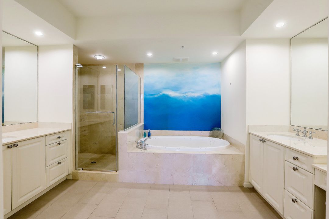 1050 Borghese Ln #804, Naples, FL 34114