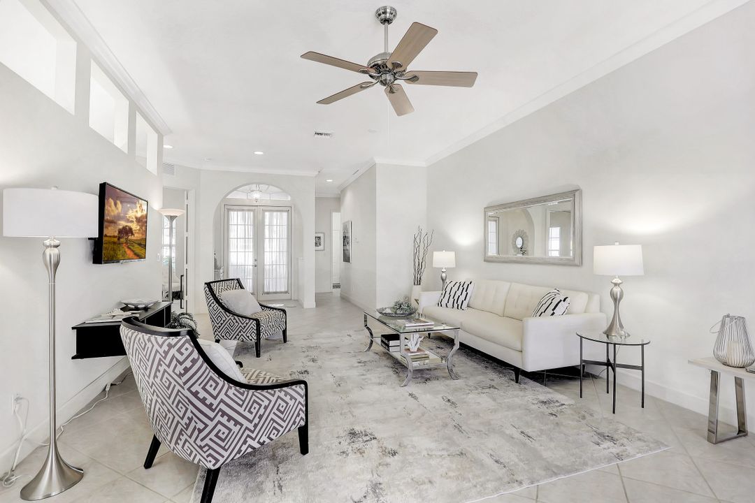 6474 Waverly Green Way, Naples, FL 34110