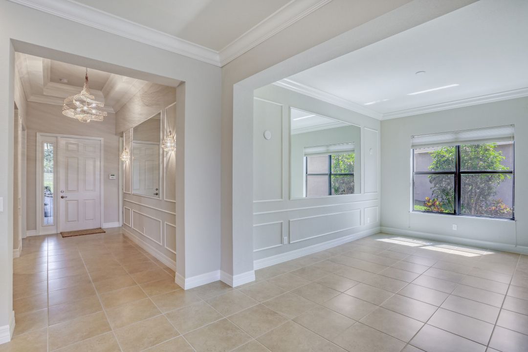 11571 Meadowrun Cir, Fort Myers, FL 33913