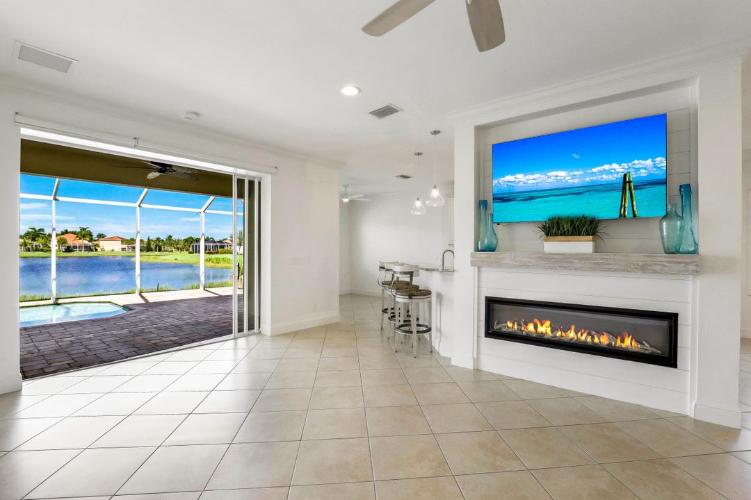 14559 Grapevine Dr, Naples, FL 34114