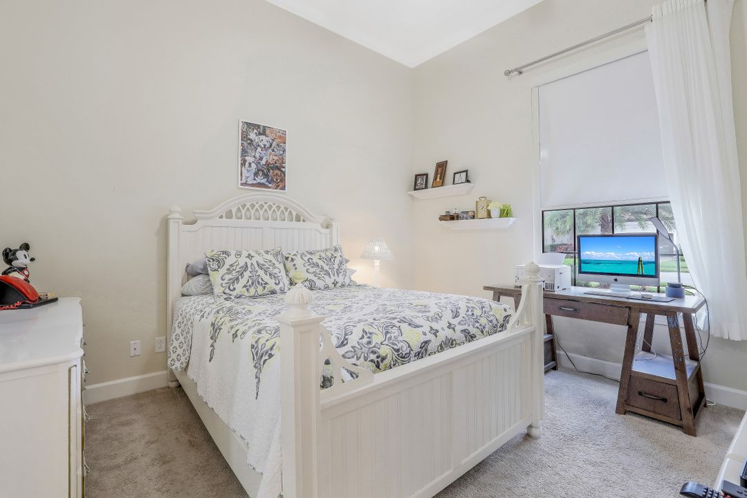 9418 Galliano Ter, Naples, FL 34119