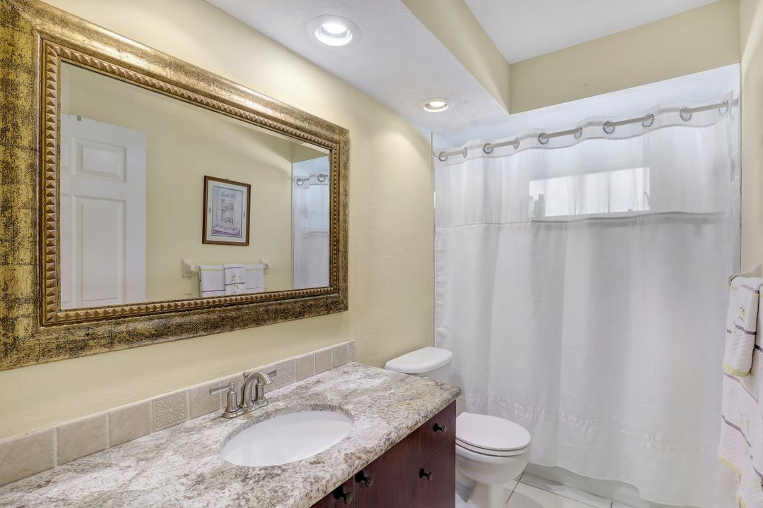 1922 Cape Coral Pkwy W, Cape Coral, FL 33914