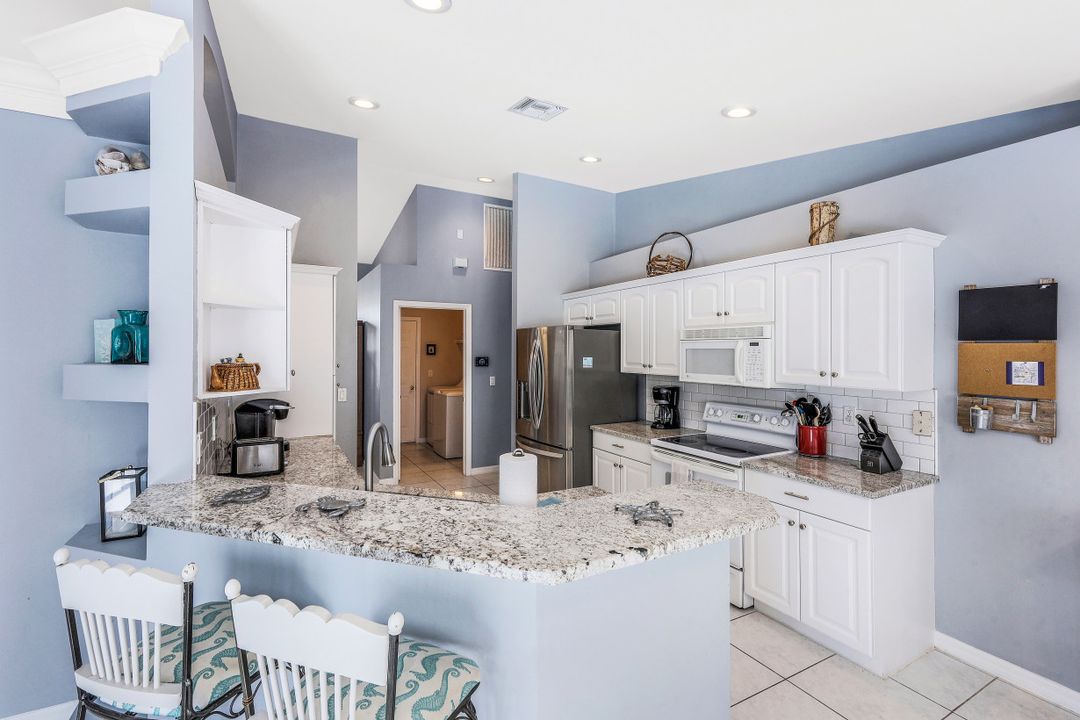 951 Dolphin Ct, Marco Island, FL 34145