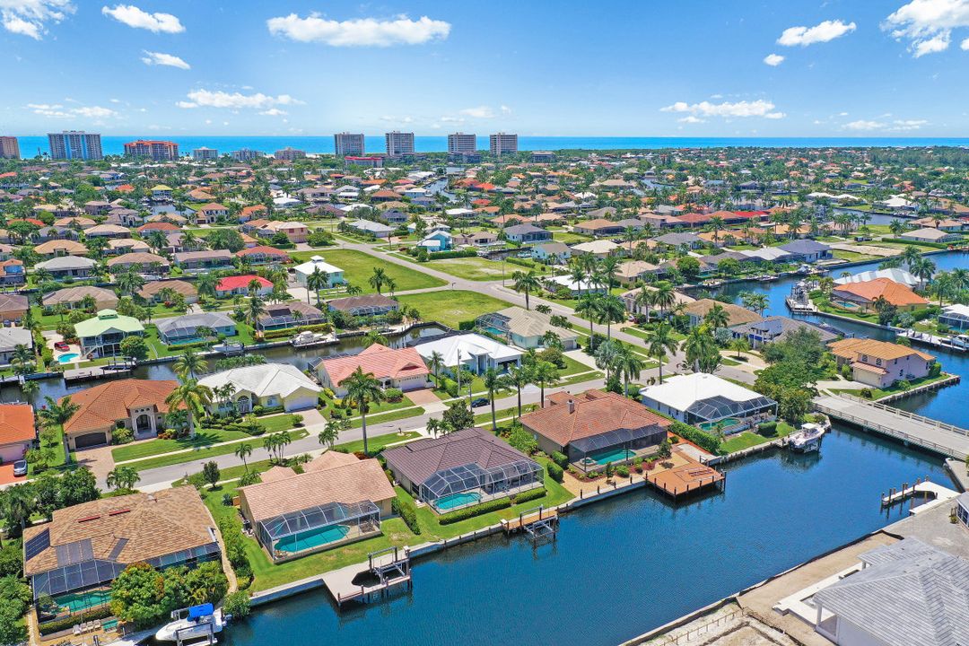 371 Capistrano Ct, Marco Island, FL 34145