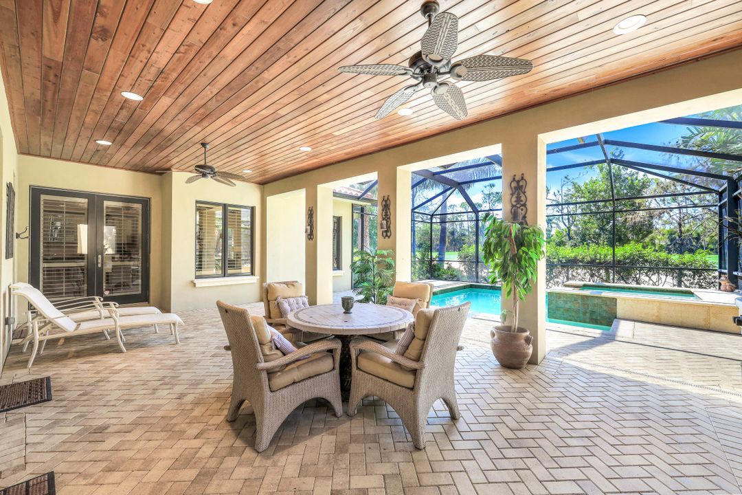 2919 Tiburon Blvd E, Naples, FL 34109