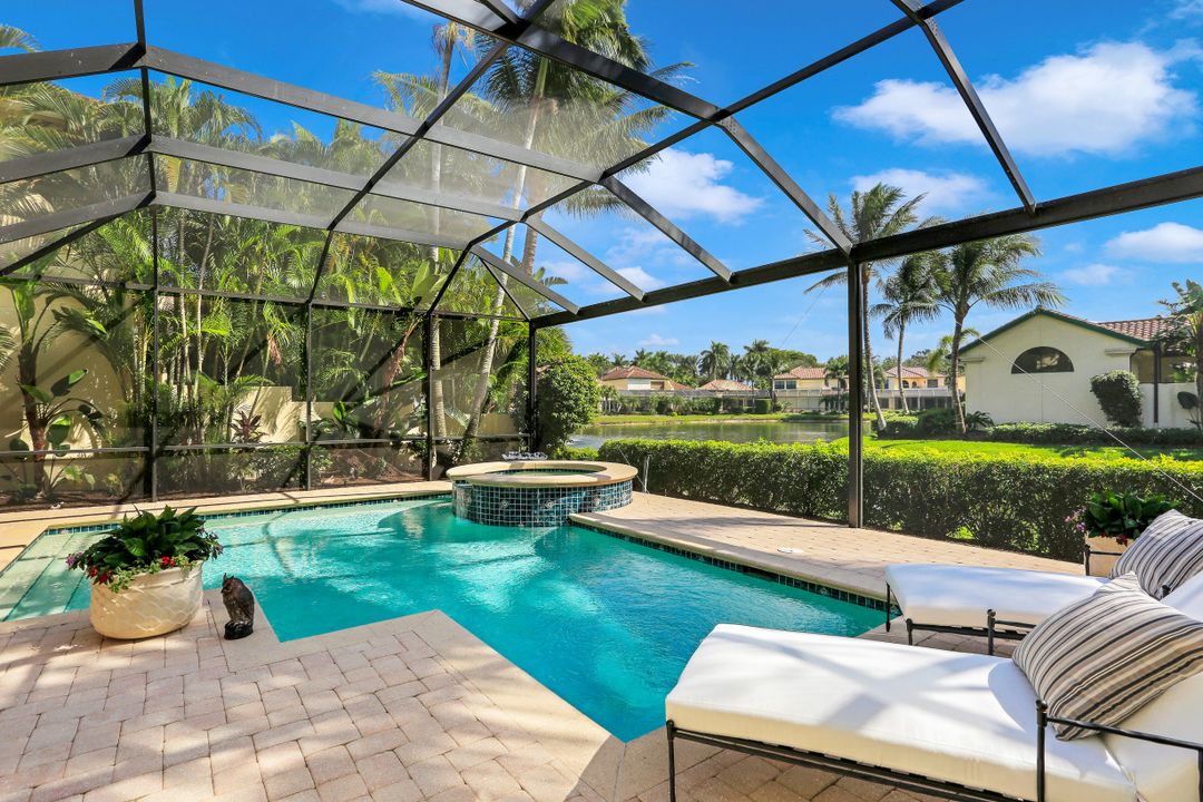 232 Point Salerno, Naples, FL 34108