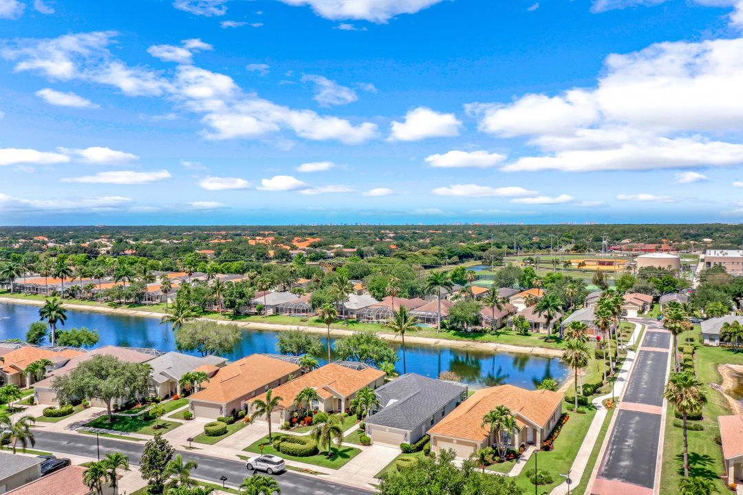 8039 Tauren Ct, Naples, FL 34119