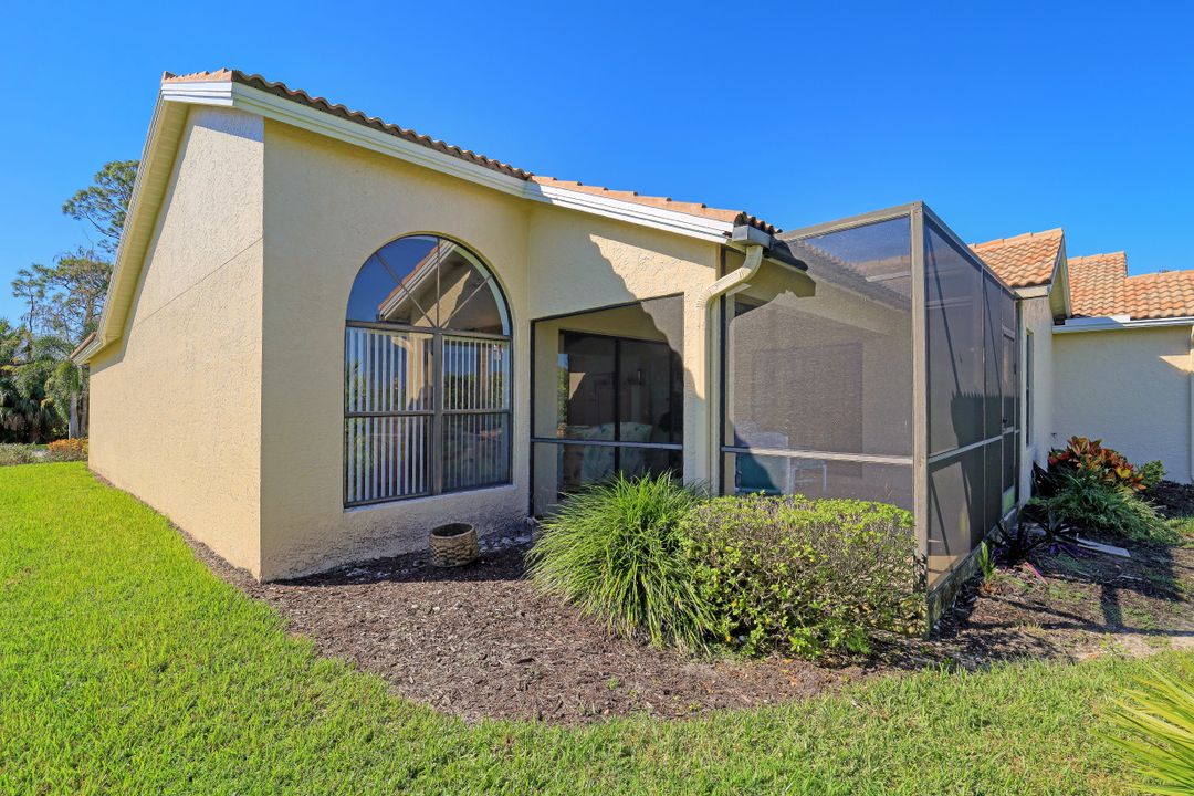 12727 Maiden Cane Ln, Bonita Springs, FL 34135