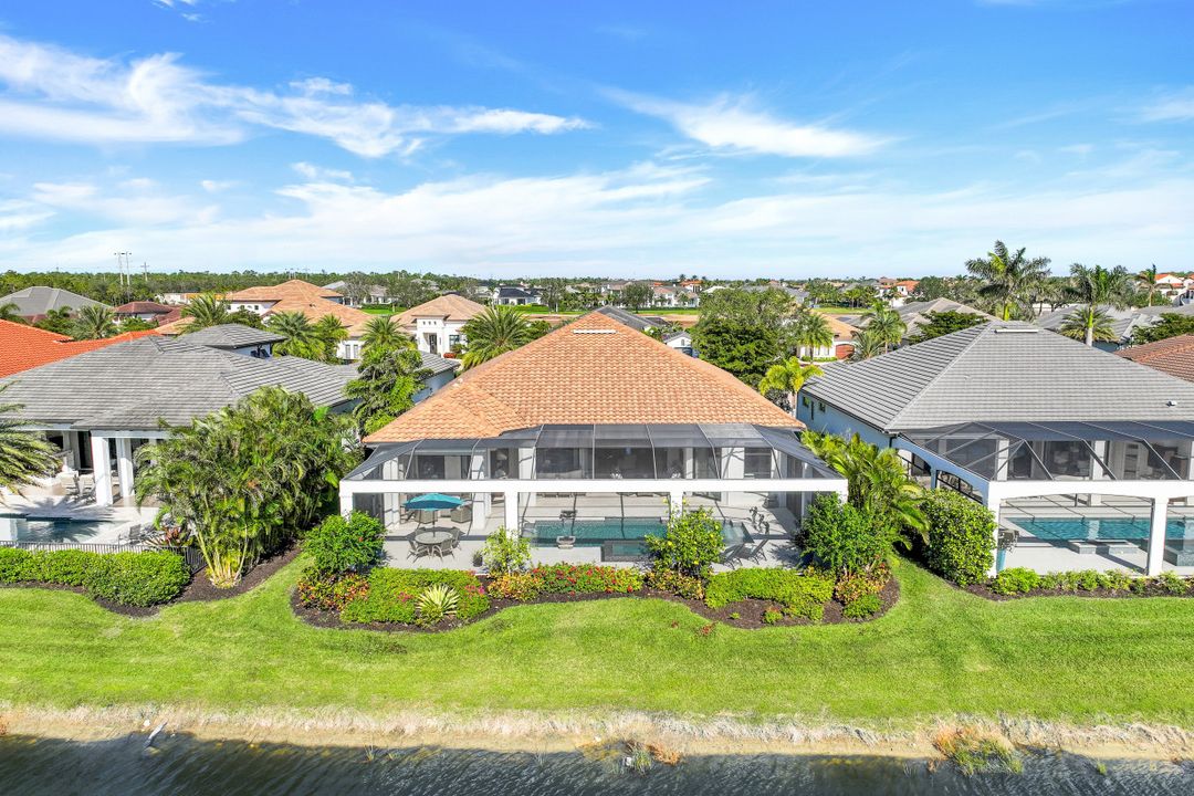 16462 Seneca Way, Naples, FL 34110