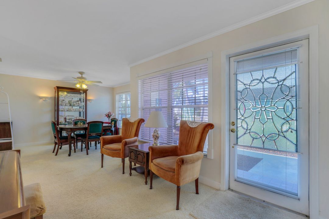 4933 SW 11th Ct, Cape Coral, FL 33914