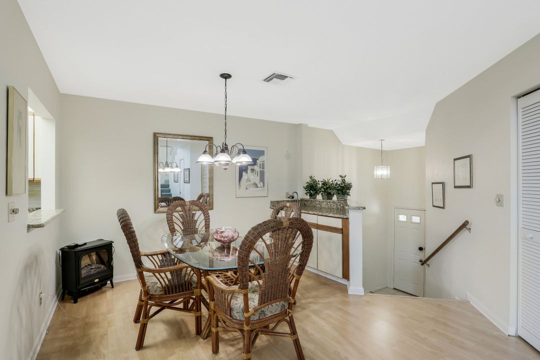 27006 Oakwood Lake Dr, Bonita Springs, FL 34134