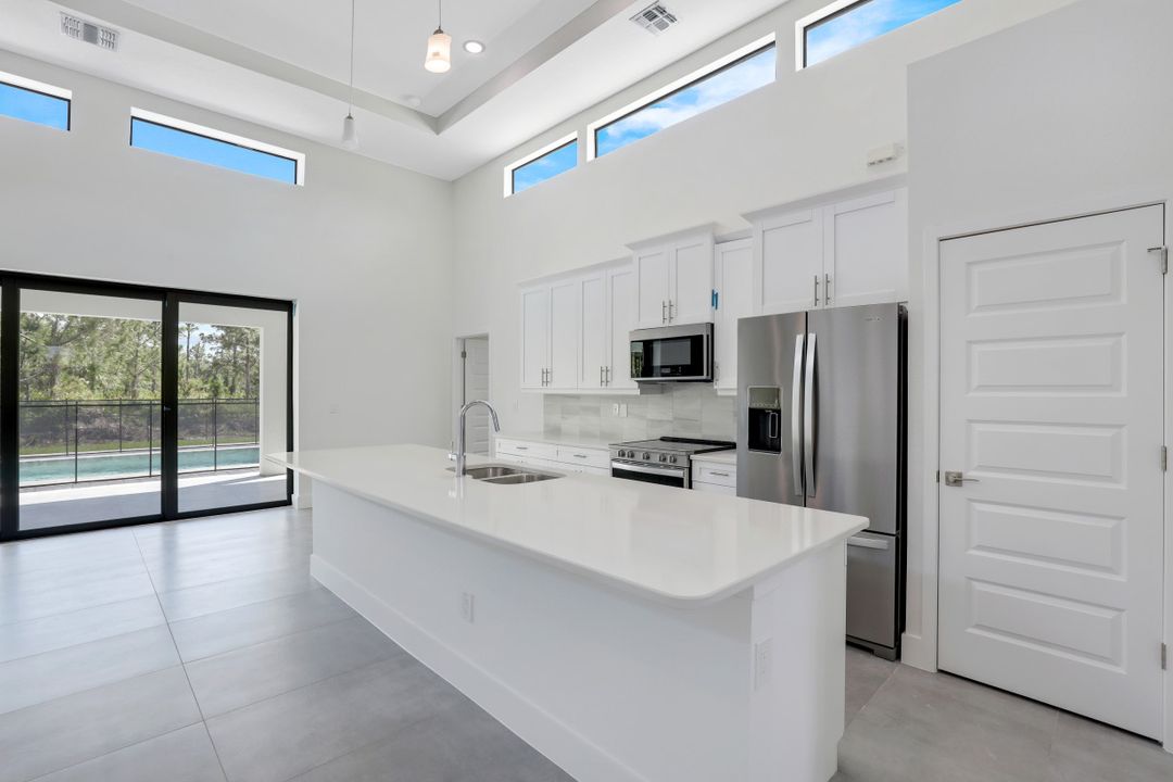 4312 18th Ave NE, Naples, FL 34120