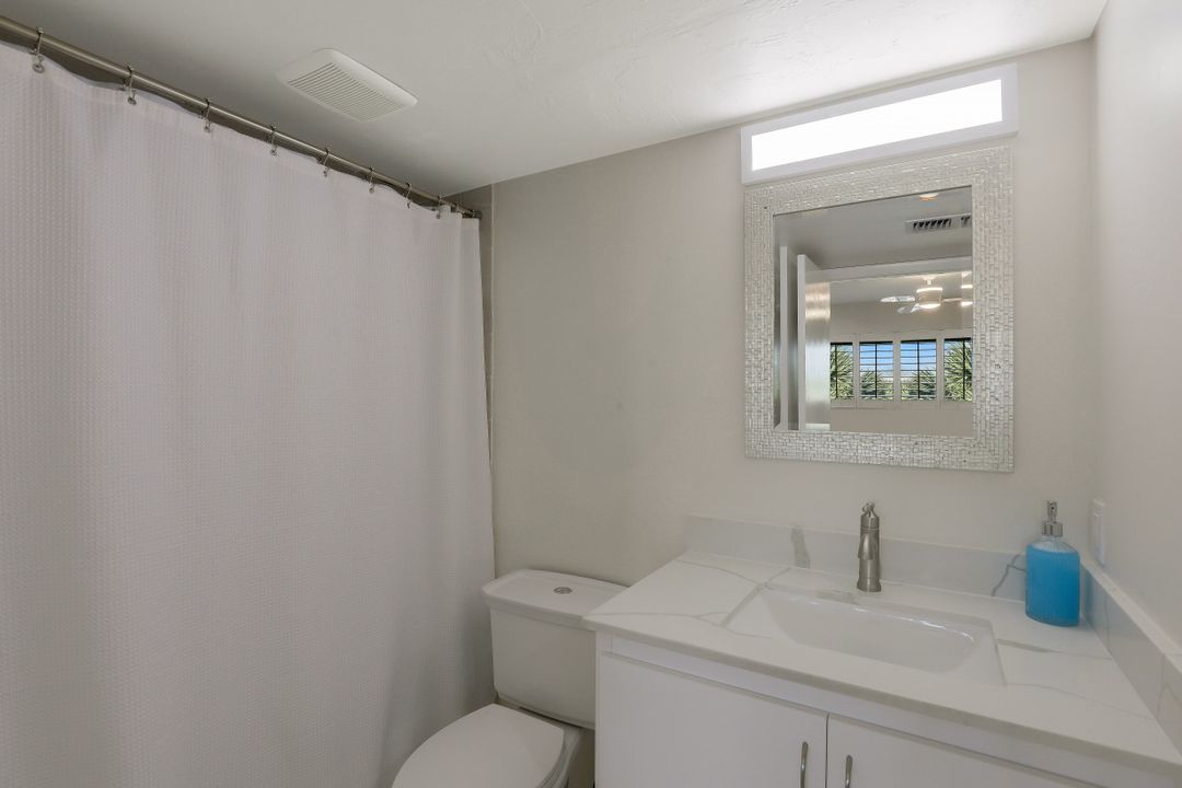 1004 Manatee Rd, Naples, FL 34114