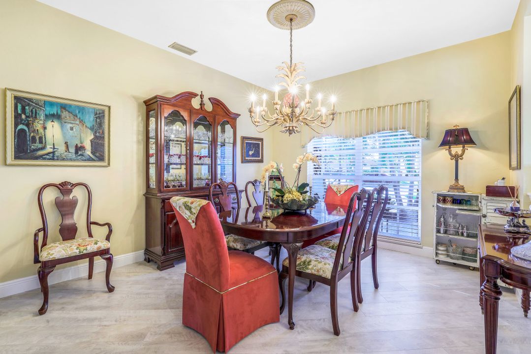 28381 Sombrero Dr, Bonita Springs, FL 34135