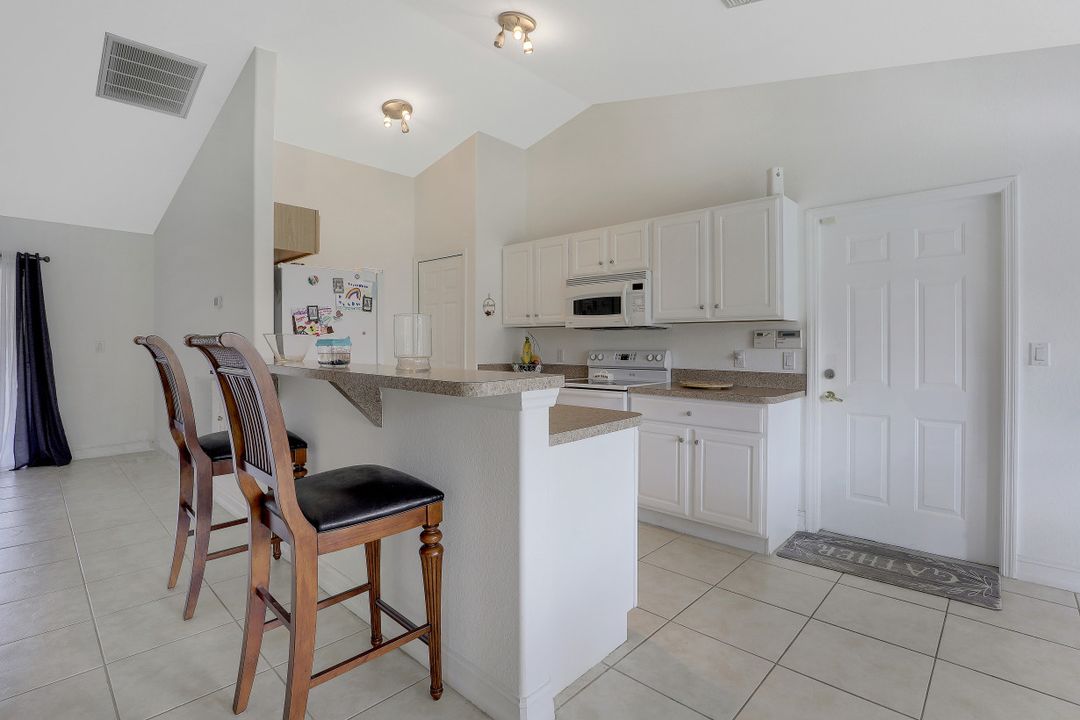 3660 20th Ave SE, Naples, FL 34117