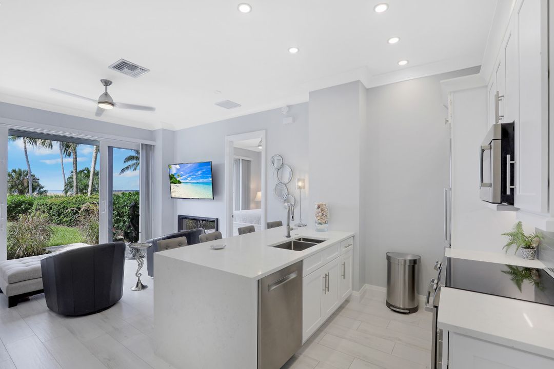 140 Seaview Ct #103N, Marco Island, FL 34145