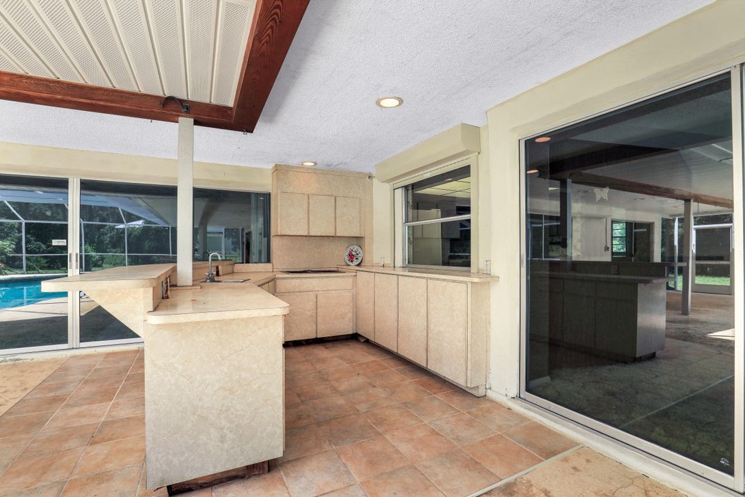 27126 Rue De Paix, Bonita Springs, FL 34135