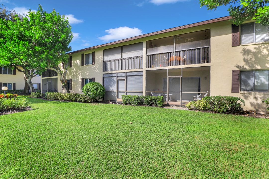 5695 Rattlesnake Hammock Rd #202B, Naples, FL 34113