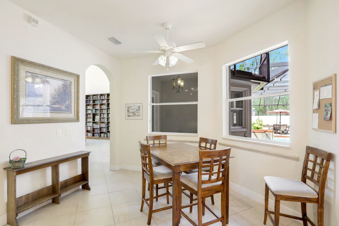 3660 7th Ave NW, Naples, FL 34120