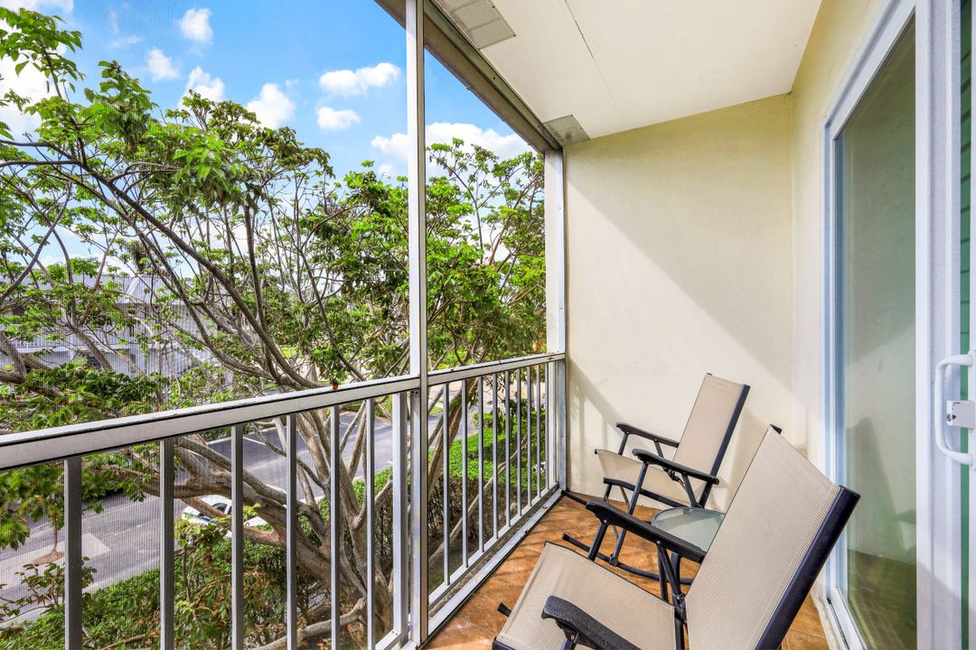 766 Central Ave #319, Naples, FL 34102