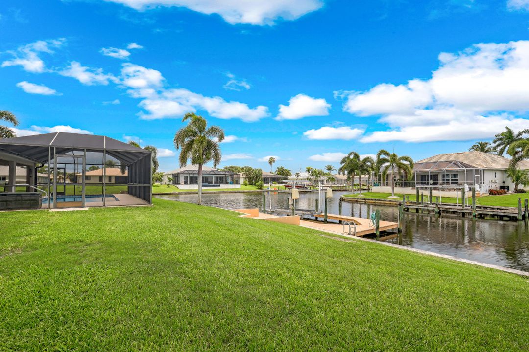 202 SW 37th Terrace, Cape Coral, FL 33914