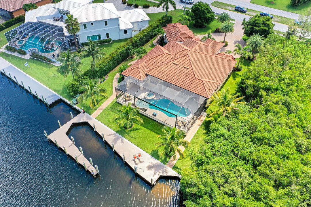 3920 Surfside Blvd, Cape Coral, FL 33914