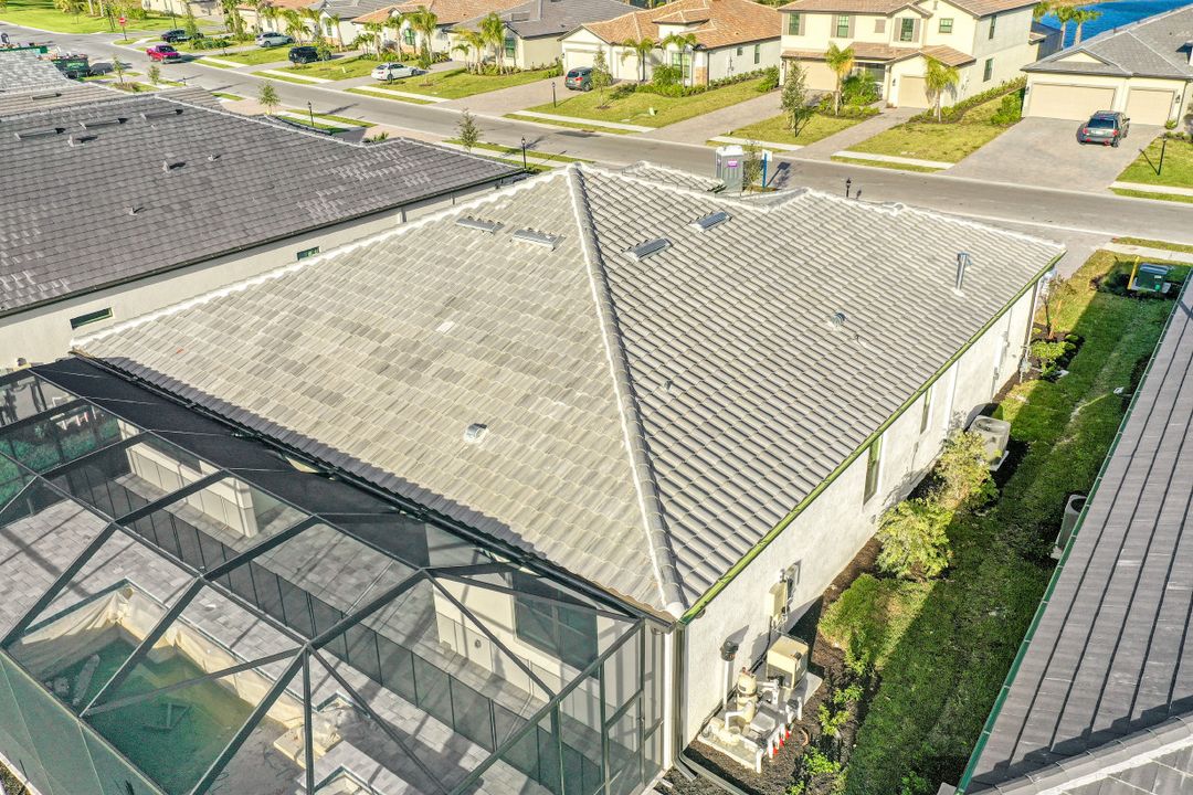 20048 Hartford Blvd, Estero, FL 33928