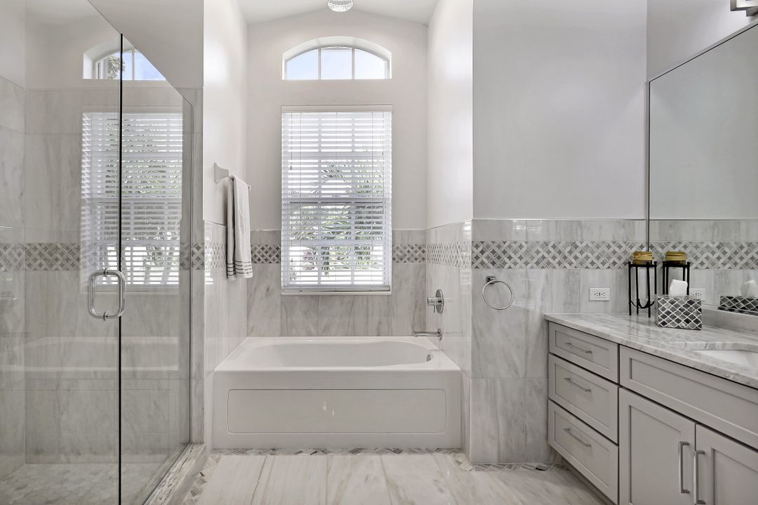 12783 Hunters Ridge Dr, Bonita Springs, FL 34135