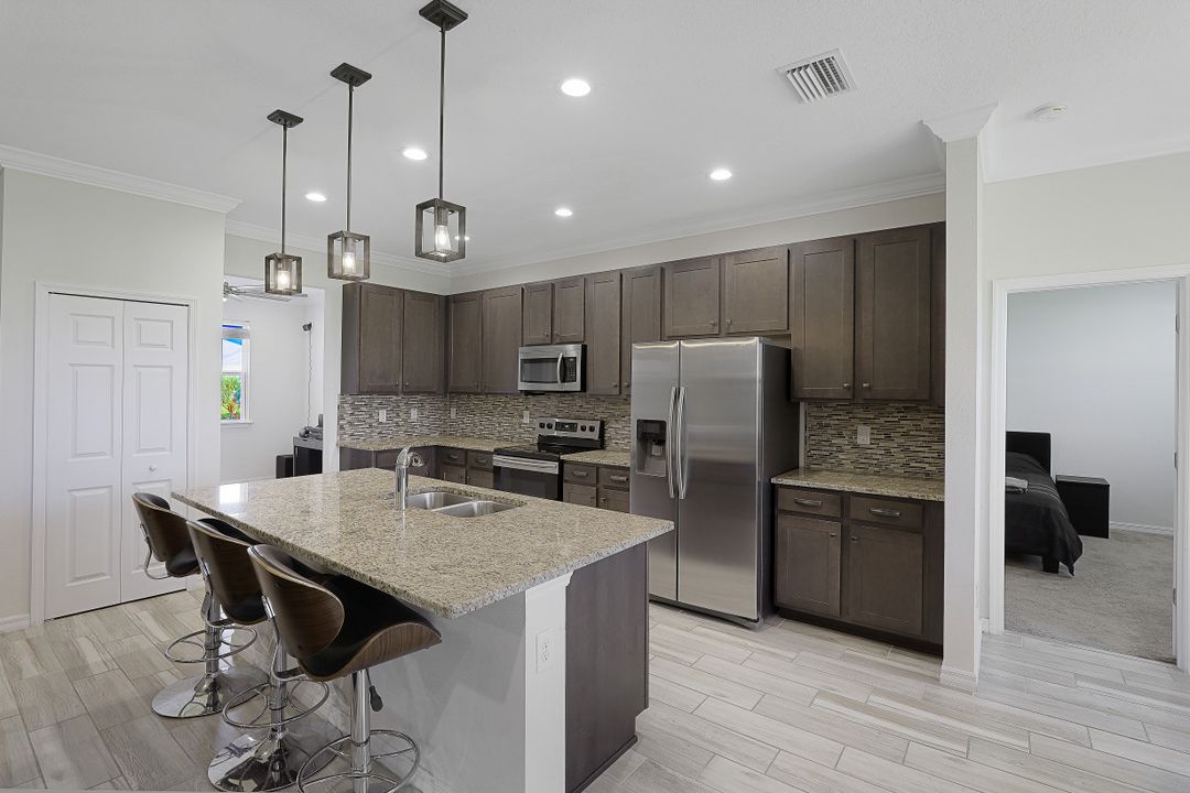 3328 NW 9th Terrace, Cape Coral, FL 33993