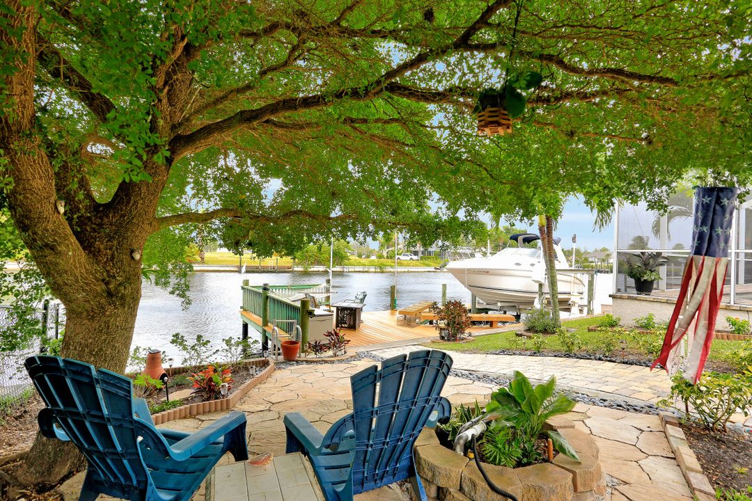 2718 NW 42nd Pl, Cape Coral, FL 33993