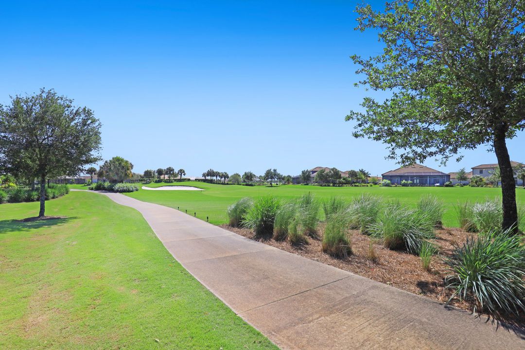 9328 Tulipano Ter, Naples, FL 34119