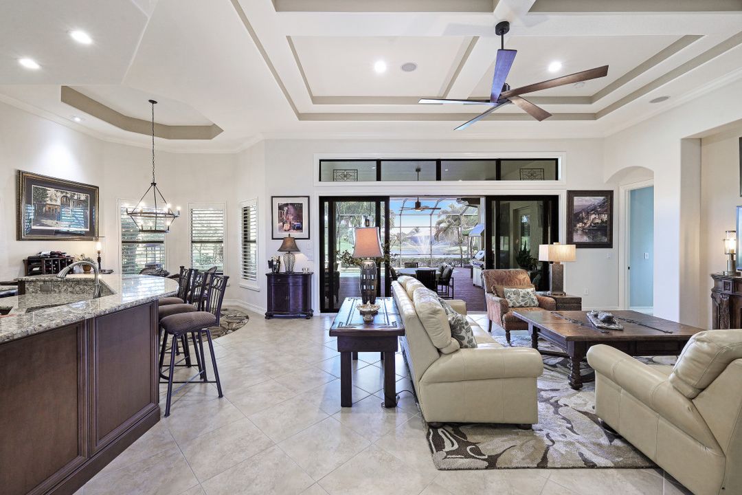 6287 Serano Way, Naples, FL 34113