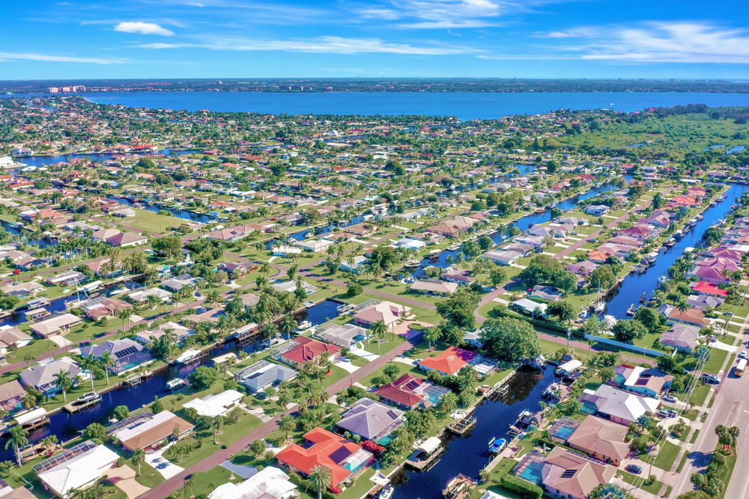 5146 SW 3rd Ave, Cape Coral, FL 33914