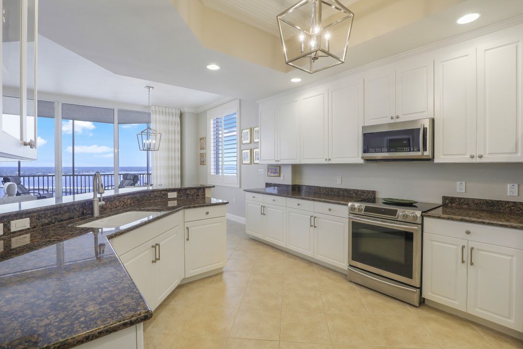 2090 W First St #2508, Fort Myers, FL 33901