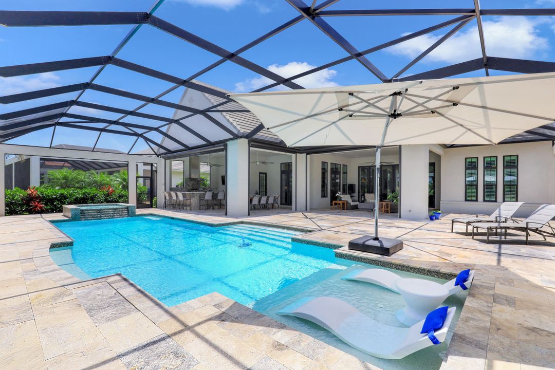 3243 Tavolara Ln, Naples, FL 34114