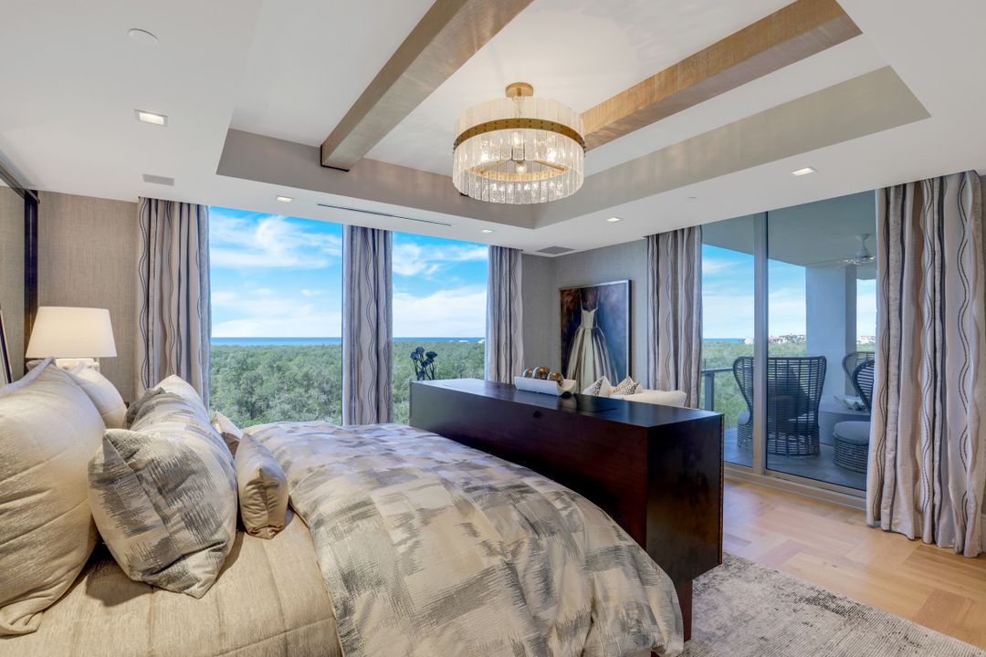 6897 Grenadier Blvd #504, Naples, FL 34108