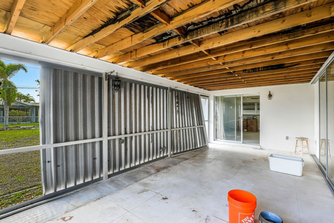 122 SW 59th St, Cape Coral, FL 33914