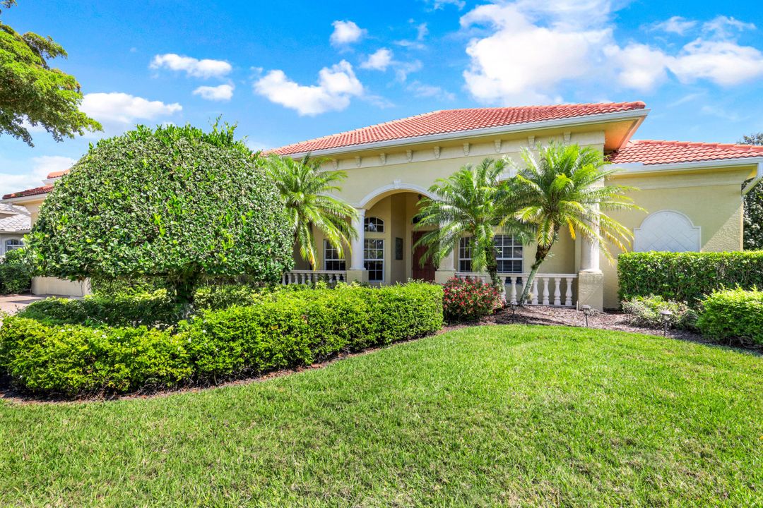 9772 Treasure Cay Ln, Bonita Springs, FL 34135